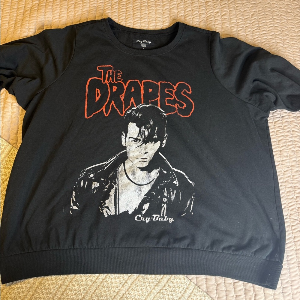 Black Cry-Baby Graphic Fleece Sweater (Plus Size)
